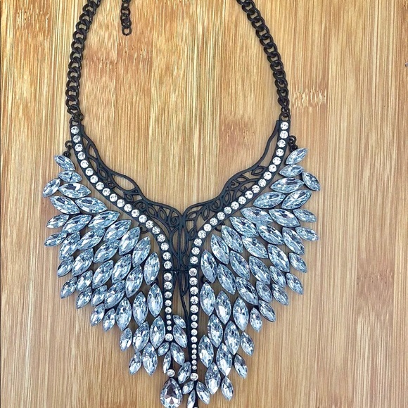 Crystal Choker Statement Necklace - Picture 4 of 7